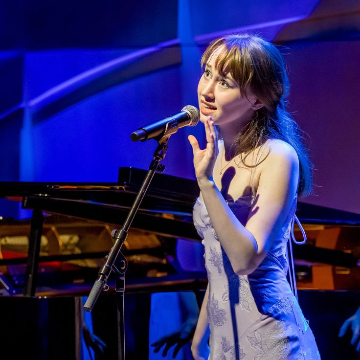 Celeb of song 303